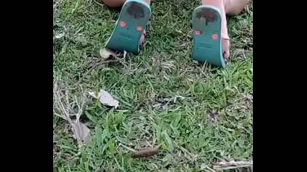 Nonton Public Nudity Outside In The Park thumbnail