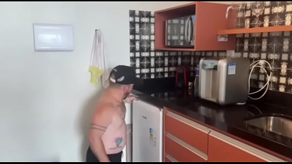 Nonton A Bab&aacute; N&atilde;o Queria Deixar Eu Jogar, Ent&atilde;o Eu Fodi Ela Para Passar O Tempo thumbnail