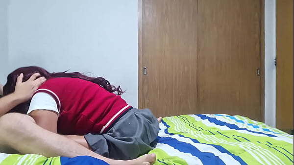 Nonton Real Amateur Sex Of A Little Slut From A Public Institute Sucking Her Boyfriend&acute;s Cock Until Make Him Cum thumbnail
