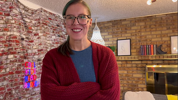 Nonton The Maintenance Man Gets Lucky With A Cam Girl thumbnail