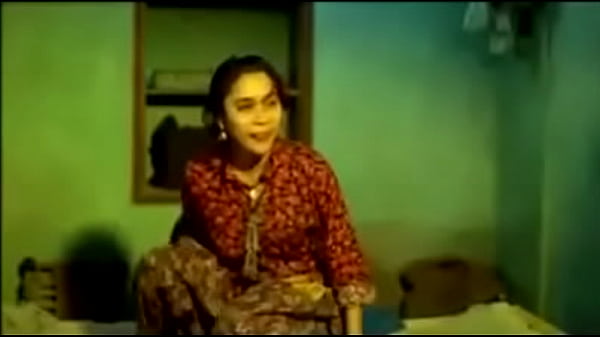 Muslim Girl Enjoy With Hindu Boy thumbnail