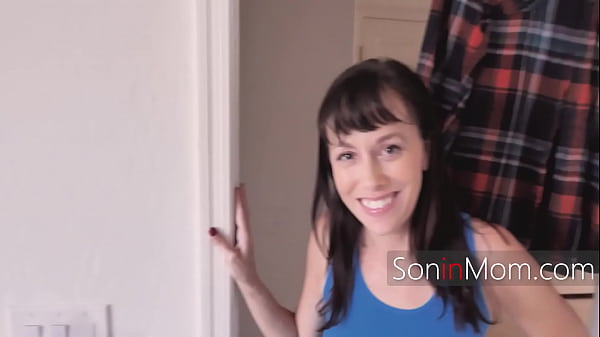 Nonton Resolving Stepmom's Banging Blues thumbnail