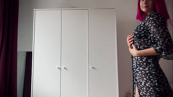 Nonton Seductive Strip Dance Of A Young Lady With Fancy Hair thumbnail