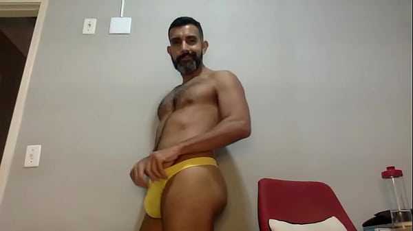 Danielshowsoff - Live 1 - Showing My Thong Collection And Making A New Loincloth, Fundoshi, Langot thumbnail
