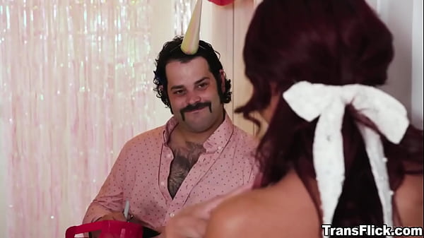 Michael and Avery's closet confession 