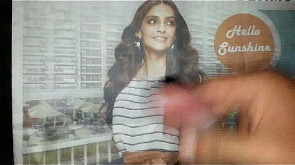 My Cock On Sonam Kapoor thumbnail