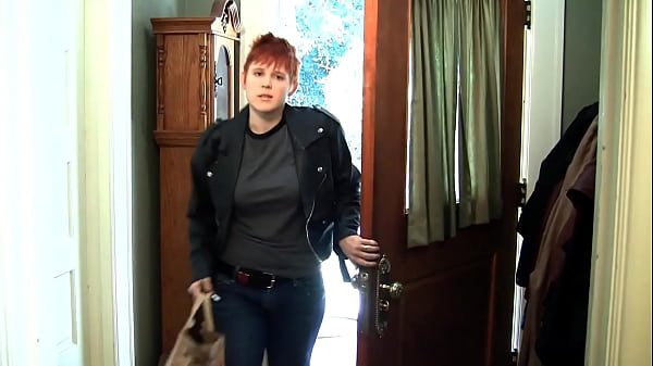 Nonton Strap-on Hc Lesbianz thumbnail