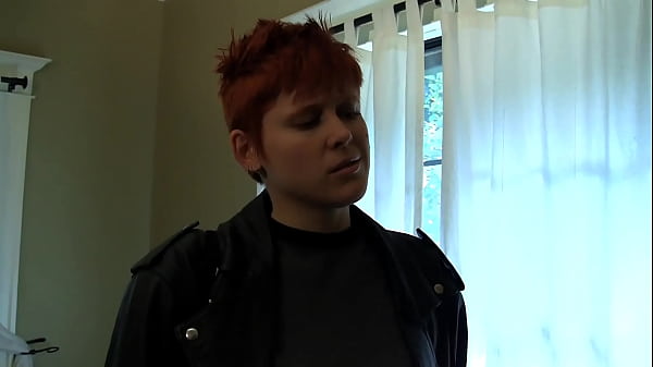 Play MP4 - STRAP-ON HC LESBIANZ