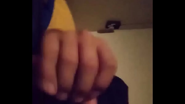 Chico Gay Jalando El Pene thumbnail