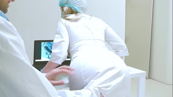 Lustful Nurse Substituted Her Ass To The Doctor. He Fucked Her Right On The Table thumbnail