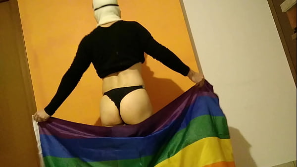 Which Panties Is The Best On Me? thumbnail