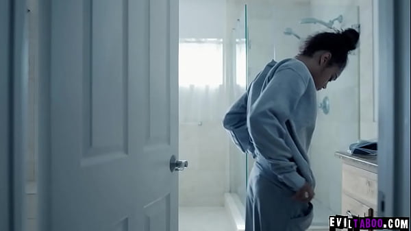 Nonton Lonely Wife Bangs With Hot Delivery Stud thumbnail