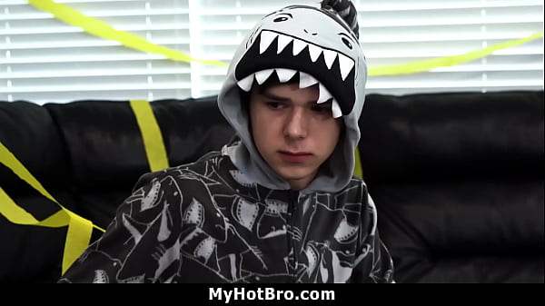 I Slide My Dick Inside My Older Stepbro's Toned Bubble Butt Raw - Myhotbro 