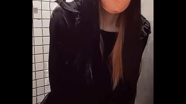 エッチな動画を配信するよ。とってもとってもエッチな発展場を探している男の娘 thumbnail