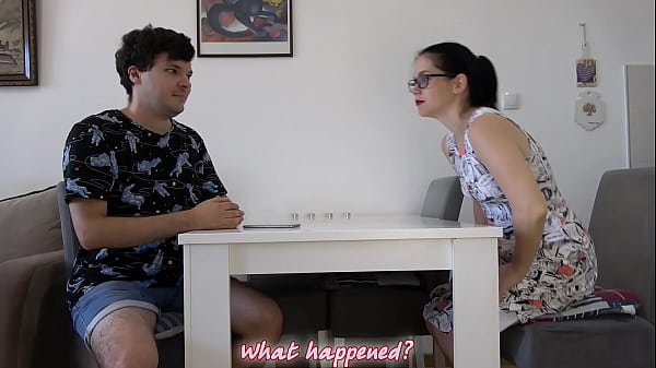 Nonton Anna Pays Back Her Debts thumbnail