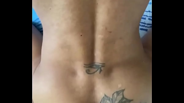mito que o japones tem pau pequeno, eu fui conferir dando pra um japones completo no link