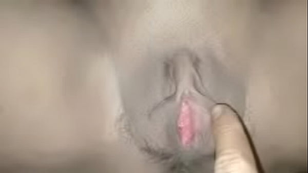 แหกหีสาวสวยเอาควยให้เธออมจนน้ำแตกเต็มปากแล้วยังควยดเข้ารูแตดเย็ดหีเธออย่างเสียงเสียงครางเธอทำให้มีอารมณ์สุดๆเธอสำเร็จความไคร่ถึงสองครั้งน้ำแตกเยอะมาก 