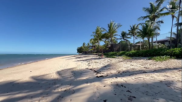 Me Folle A Un Desconocido Que Conoc&iacute; En La Playa thumbnail