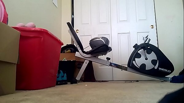 Nonton First Twerk Video.. thumbnail