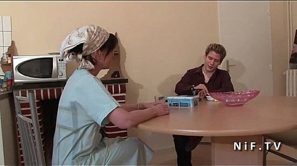 Nonton French Seduces Boy And Gives Her Ass After Rimming thumbnail