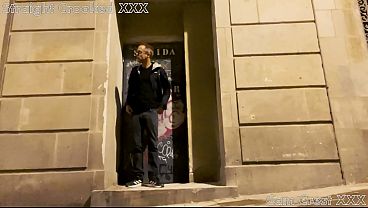 Cam Crest Pisses In Public thumbnail