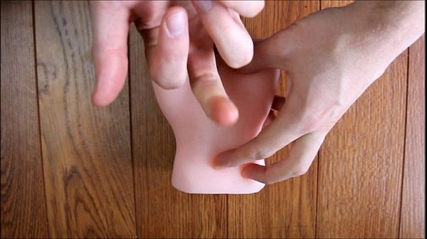 WHERE IS THE G SPOT? How to make a girl orgasm how to finger a girl to give her
