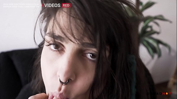 Morena Gostosa Faz Anal Rola Gigante E Creampie thumbnail