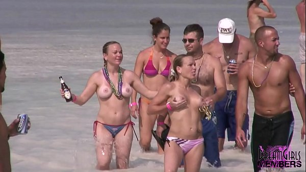 It's A Great Party When The Girls Just Hang Out Topless thumbnail