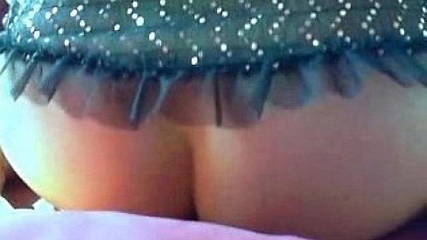 Nonton Uk Milf Faith Takes King Dong From Behind thumbnail