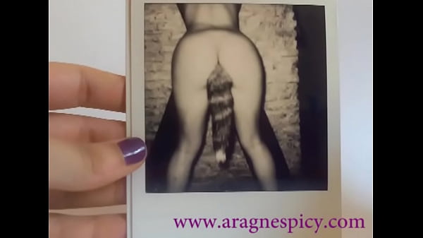 Nonton Aragne Shows Her Polaroids From A Private Bdsm Session 2016 thumbnail