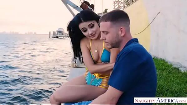 Nonton Consoling A Brokenhearted Harlot With A Cock In Her Needy Cunt thumbnail