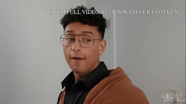 Play MP4 - Sneak&comma; Peek & Fuck &sol; TransAngels  &sol; download full atwww&period;tafuck&period;com&sol;ken