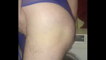 Crossdresser and big dildo 