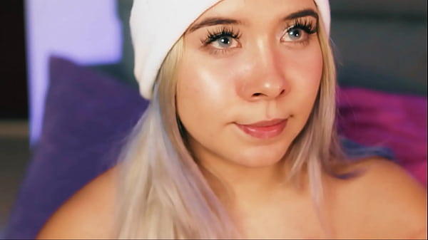 Nonton Colombian Camgirl Shows Her Beautiful Body Totally Naked After Fucking Her Boyfriend thumbnail