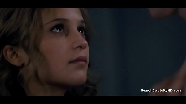 Nonton Alicia Vikander The Danish Girl 2015 thumbnail