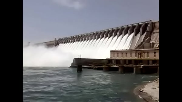Nonton Youtube - Fun At Nagarjuna Sagar Dam 22 Gates Open thumbnail