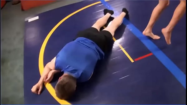 Tasia Teaches With Shay Lynn On Scissor Vixens thumbnail