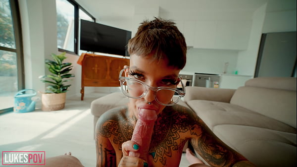 Stefani Marz Gets A Load Of Cum In Her Mouth thumbnail