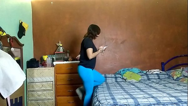 Nonton Fackings Con El Repartidor Del Agua thumbnail