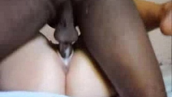 Nonton Sara On His Bed thumbnail