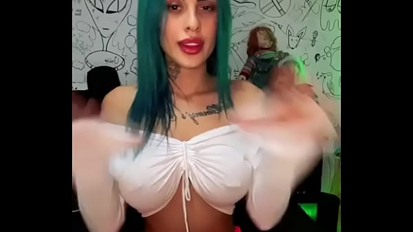 Nonton Gostosa Peit&atilde;o thumbnail