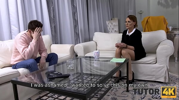 Tutor4k tutor pays sons debt by permitting disciple to taste her pussy 