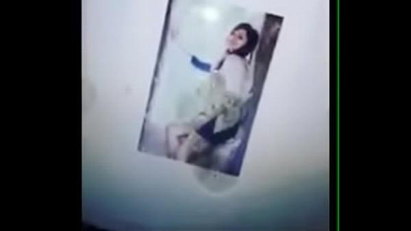 Nonton Rayika Biswas Cumslut thumbnail