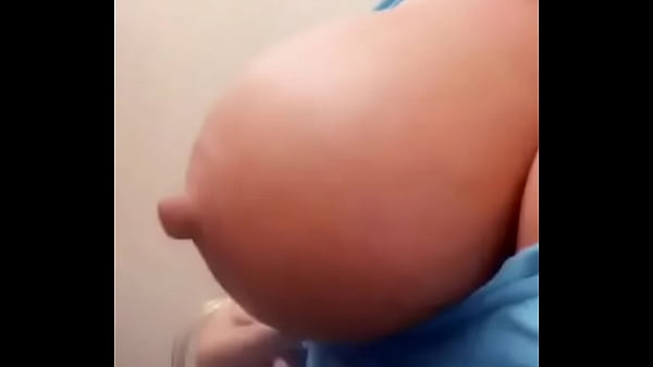 Big tits blonde, blues y-shirt