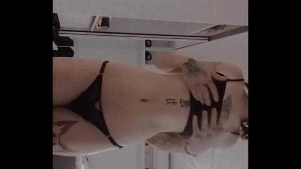 Oi moh .. passando aqui pra avisar que eu estou fazendo live no c&acirc_mera priv&ecirc_ todo dia ..