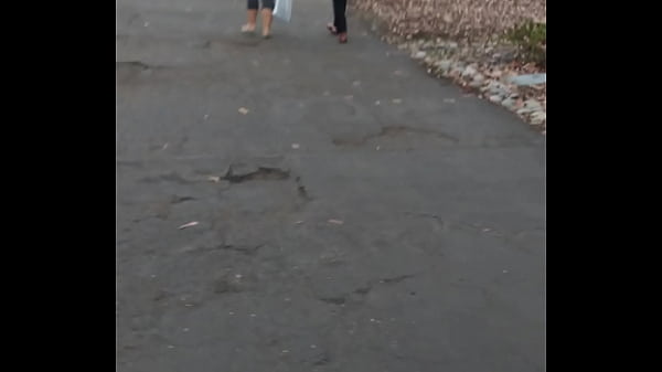 Nonton Girl In Leggings thumbnail