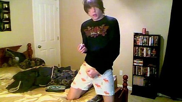 Solo Video Young Gay Cock By Fan Request, He Also Lights Up And Loves thumbnail