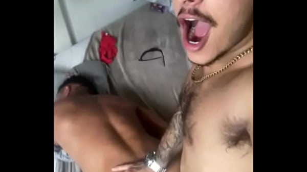 Rabudo Gostoso Empinou E Eu Enchi O Rabo Dele De Leite thumbnail