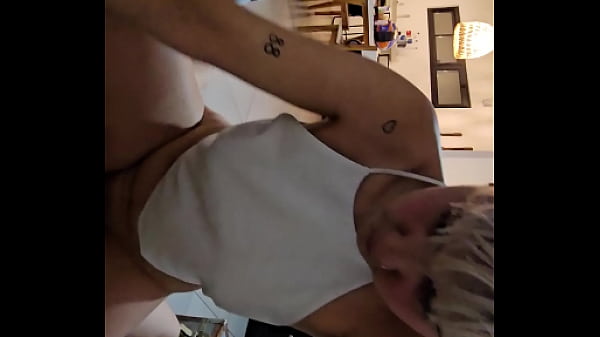 Argentina Me Pide Dinero Y Me Paga Con Sexo thumbnail