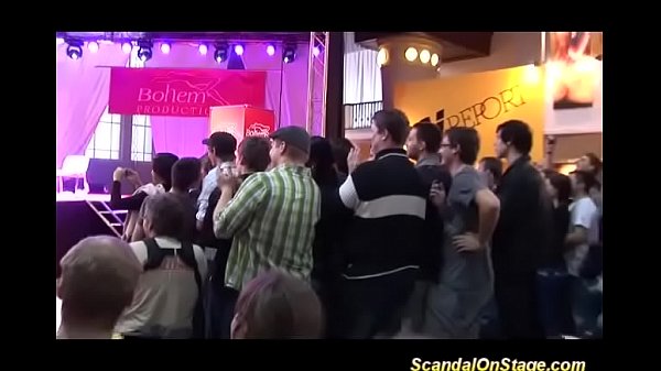 Nonton Busty B Esque Show On Public Stage thumbnail
